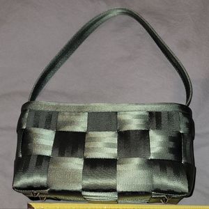 Harveys Seatbelt Bag Shoulder (20") Tote Olive Green Woven with  Zip Closure 